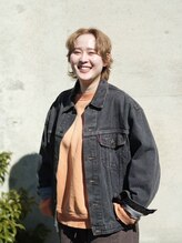 個性豊かなスタイリストのご紹介