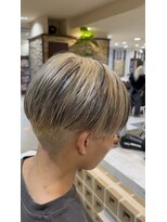 ファブ 千葉店(FaB)&nbsp;ホワイトベージュ×ローライト