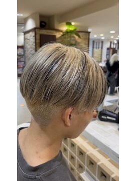 ファブ 千葉店(FaB) ホワイトベージュ×ローライト