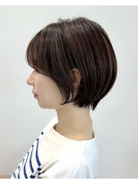 アフロート ルヴア(AFLOAT RUVUA) 《岩田莉奈》40代50代に人気の似合わせ丸みショートボブ 新宿