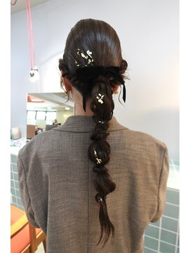 ウクク(UCUCU) 編みおろしヘア