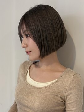 ランド(LAND) 前下がりボブ ラベンダーベージュ ブリーチあり