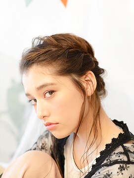 アース 熊本光の森店(HAIR&MAKE EARTH) ラグジュアリー編み込みアレンジ