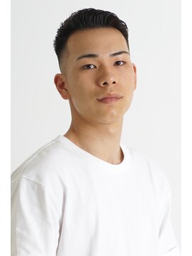 にもう ワイルドアップバングスキンフェードサイドパーマショートN4