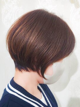 フォックスヘアー(fox.hair) ナチュラル丸みショートヘア/fox.hair