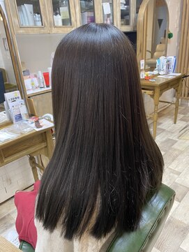 クート(ku-to+) うるつやグレージュカラー!