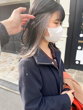 エミス バイ メルト 吉祥寺(emis by melt) 【堀惠洋平】インナーカラー　ホワイトシルバーベージュ　ミディ