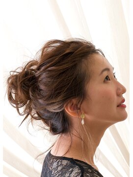 オルガ(orga) カジュアルシニヨン