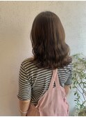 ツヤツヤベージュブラウン