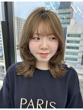 ビューナゴヤ 名駅(VIEW NAGOYA) 顔まわりカット/レイヤーカット/韓国/ロングセミディ/外ハネ