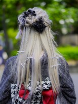 トレンドハーフアップ
