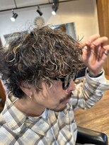 ヘアーアンドリラクシング キャビン(Hair&Relaxing CABIN) ツイストスパイラル【ダメージケアVer.】