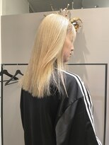 ニール(niil)&nbsp;【REINA】ホワイトブロンド