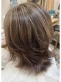 リズ 都島店(Lis)&nbsp;表面ハイライト白髪ぼかし外はねスタイル♪