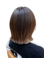 クオリス 上板橋店(QUALIS) 20代30代春色レイヤーボブ◎透明感アッシュ×くびれ小顔
