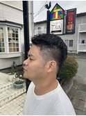 くせ毛を活かすフェードショート【朝ラク】