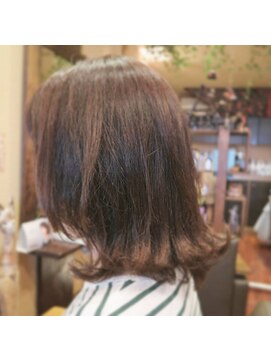 ヘアーリゾートカタカタ Hair Resort kata‐kata 外ハネボブ