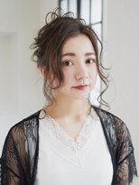 アース 上野店(HAIR&MAKE EARTH) 無造作カールお団子アップ