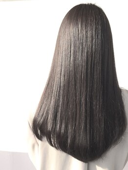 ラフィット 下大利店(lafit)の写真/【下大利駅1分】Xトリートメント使用☆究極の髪質改善。傷んだ髪やハイトーンカラーも、「極上美しい髪へ」