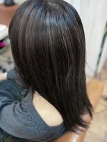 ビランチェ 池袋(bilancia)&nbsp;白髪ぼかしハイライトカラー/ナチュラルアッシュ/メッシュカラー