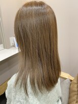 グロウ バイ フェイス(GLOW by face)&nbsp;大人可愛い２０代３０代４０代ツヤ感ミディアム小顔くびれ