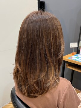 アルター(aL ter) ハイレイヤー×ベージュカラー