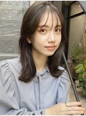 レイヤーロング グレージュ グレーベージュ  アッシュ 顔周り
