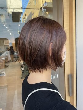 ニュイ(Nuii) ナチュラルショートボブ×ショコラカラー