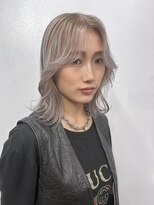 ジーナ(XENA) シルバー　レイヤーカット