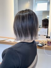 フレリス(FreRis) バレイヤージュ　切りっぱなしボブ　シルバーグレージュ