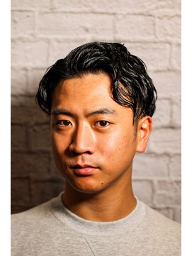 銀座マツナガ 新宿野村ビル店 ツーブロ×癖毛風パーマ