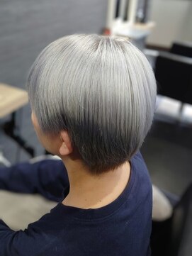 ソア(Soi) シルバーショート 金沢文庫/髪質改善/縮毛矯正