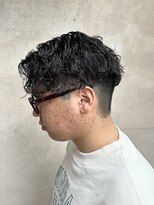 インフィニティー infinity HAIR SPACE BLOOM&nbsp;波巻きパーマ/メンズパーマ/メンズマッシュ/センターパート