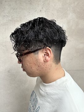 インフィニティー infinity HAIR SPACE BLOOM 波巻きパーマ/メンズパーマ/メンズマッシュ/センターパート