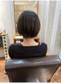 ショートボブ