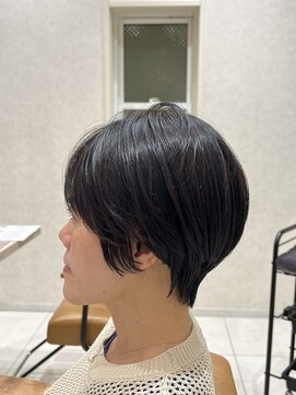 アピッシュ シーナ 海老名店(apish ciena) 丸みショート