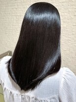 ビューティシモ 所沢(Beautissimo) 黒髪 うるつやストレート 髪質改善 セミロング 20代