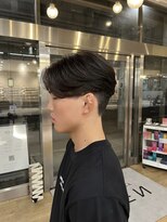 エレン(E L E N)&nbsp;毛流れ縮毛矯正/センターパート