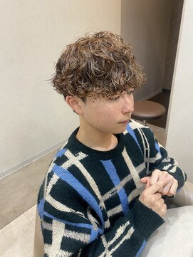 外国人風カーリーパーマ