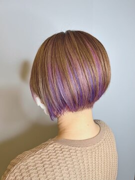 20代30代大人可愛い小顔ボブ前下がりショートインナー