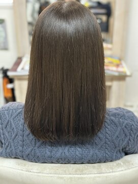 カーキグレージュ