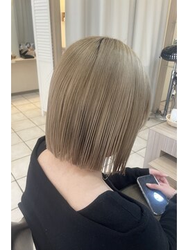 リフレアンドケア ミチ 幸町店(refre&care MICHI) 切りっぱなしボブ