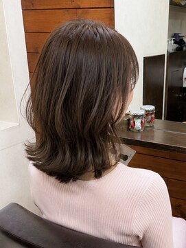 ハーツヘアーズ 上安店(HEARTS hair's) 外ハネミディアム