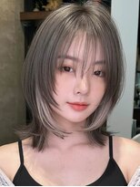 ロッソ 大橋店(Rosso) グレージュのフェイスレイヤーボブ【大橋】