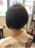 ショートボブ