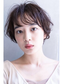 エイミー(Aimee) Aimee マニマムショート×透けちゃうグレージュ