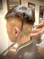 ブラッツ(BLATZ)&nbsp;三つ編みフェードスタイル