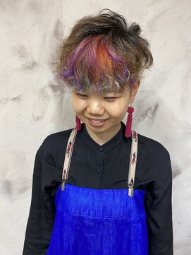 モニュメント(Monument) 前髪レインボー