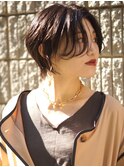 [ショート]透け感のある前髪が可愛い大人ハンサムショート