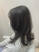 シエル(ciel) 外ハネミディ☆クールグレージュ